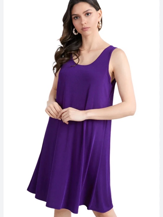 Alice + Olivia Dresses & Skirts - Purple Sleeveless dress Alice + Olivia in perfect condition.